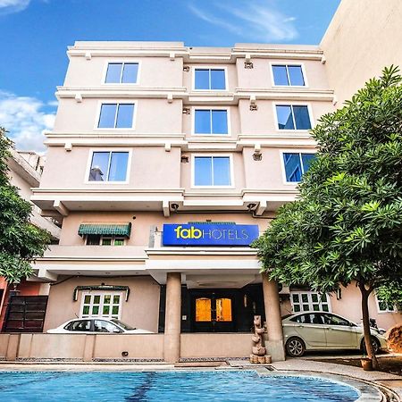 Fabhotel Shoba Estate Delhi Airport Нью-Делі Екстер'єр фото