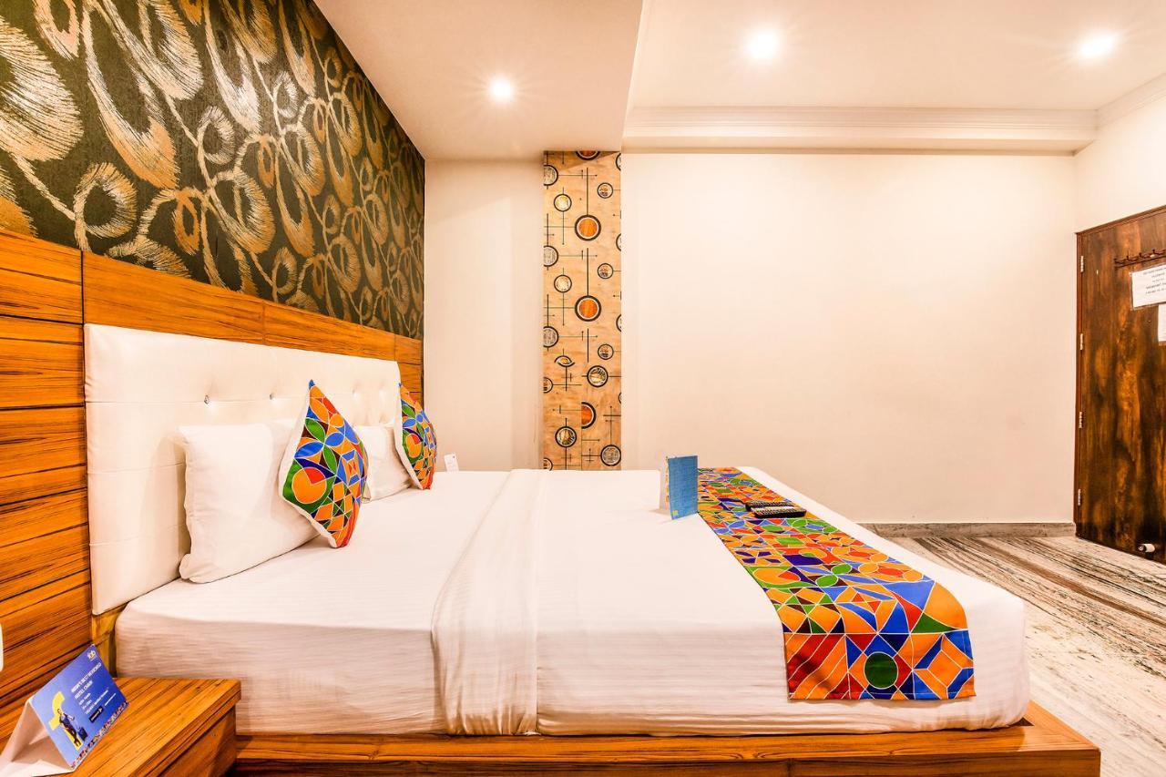 Fabhotel Shoba Estate Delhi Airport Нью-Делі Екстер'єр фото