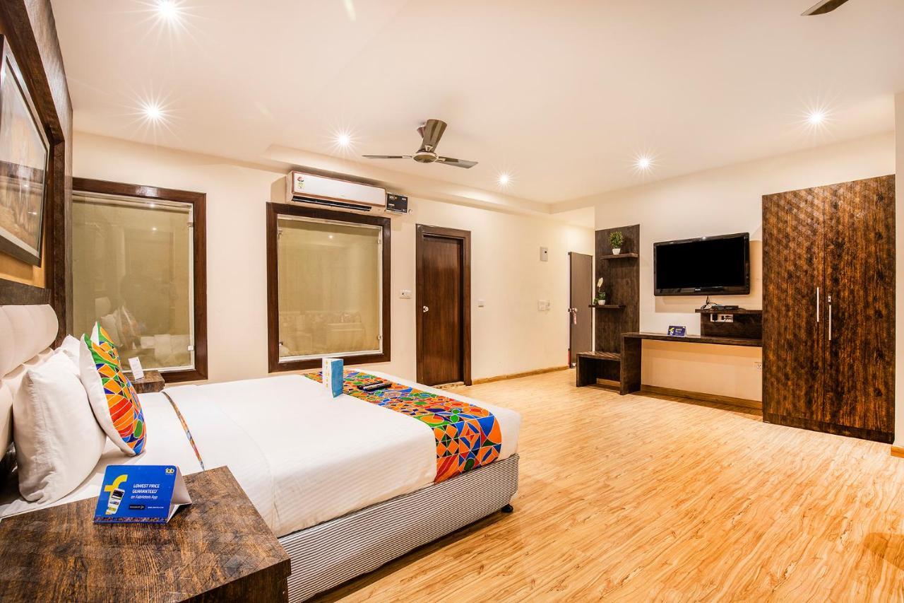 Fabhotel Shoba Estate Delhi Airport Нью-Делі Екстер'єр фото